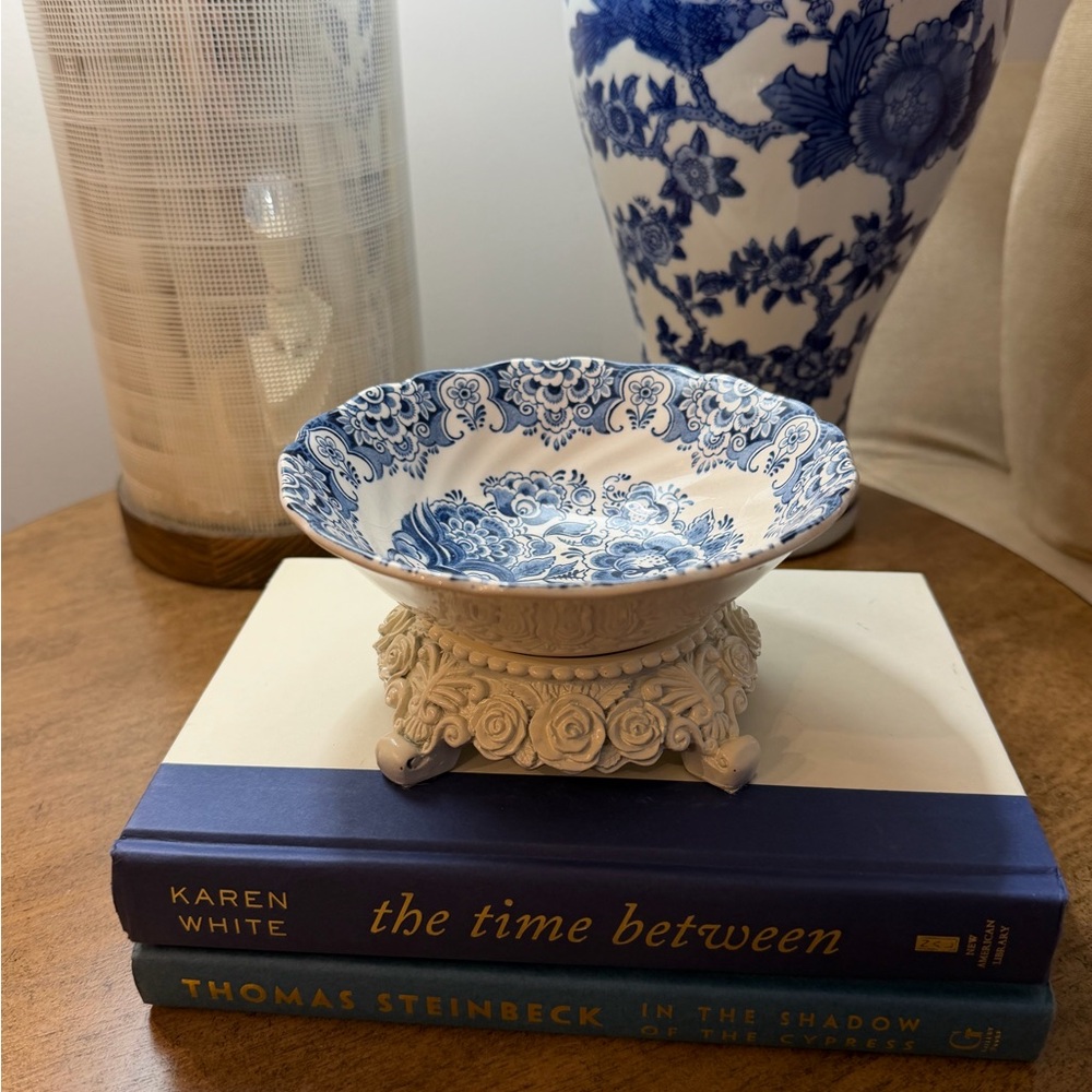 Johnson Brothers “Sudbury Square” Blue & White Ironstone Bowl (c. 1960s–1970s)